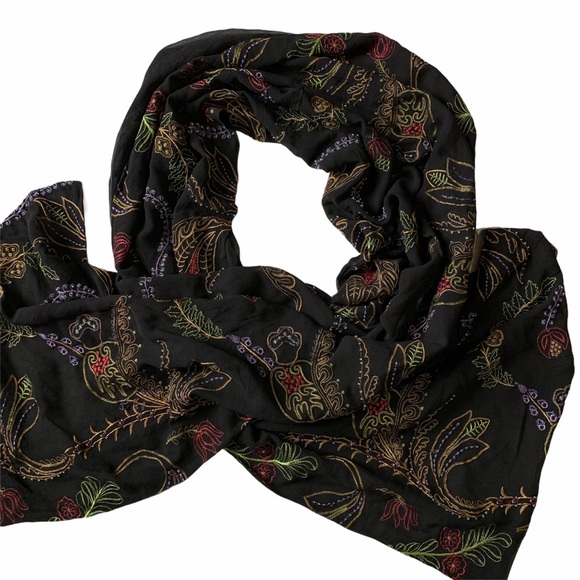 Fiori Di Zucca Accessories - Fiori Di Zucca Silk Beaded Embroidered Black Scarf
